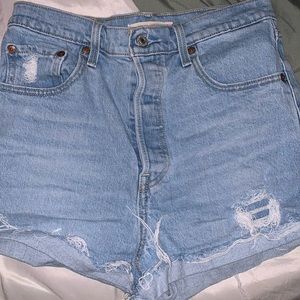 levi rib cage shorts